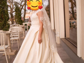 Платье свадебное. не венчаное. айвори