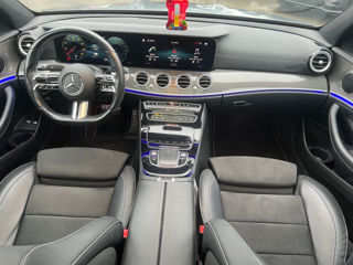 Mercedes E-Class foto 9