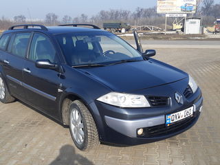 Renault Megane foto 2