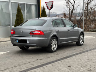 Skoda Superb foto 5