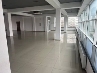 Arenda Spatiu comercial - 280m2 etaju 2