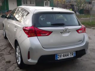 Toyota Auris foto 3