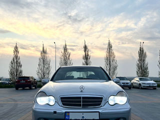 Mercedes C-Class