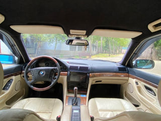 BMW 7 Series foto 7