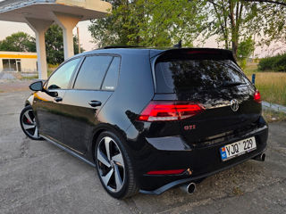 Volkswagen Golf foto 4
