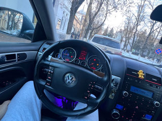 Volkswagen Touareg foto 9