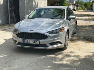 Ford Fusion foto 6