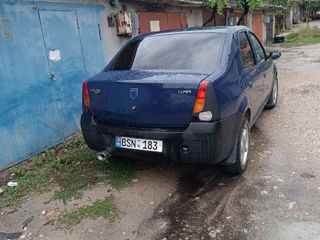 Dacia Logan foto 2