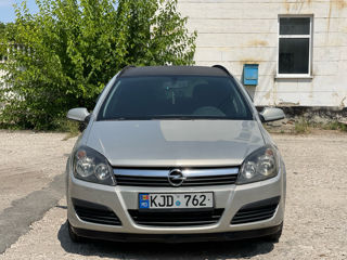 Opel Astra foto 2