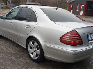 Mercedes E-Class foto 6