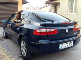 Renault Laguna foto 3