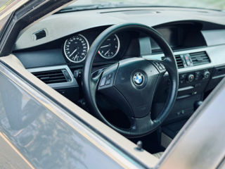 BMW 5 Series foto 13