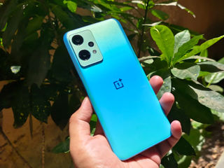 Telefon mobil nou OnePlus