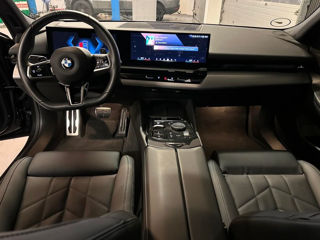 BMW 5 Series foto 7