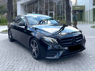 Mercedes E-Class foto 2