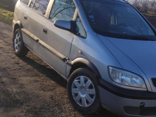 Opel Zafira foto 4