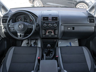 Volkswagen Touran foto 7