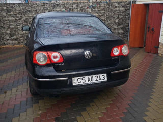 Volkswagen Passat foto 1