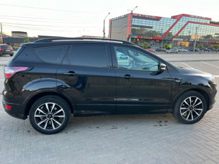 Ford Kuga foto 6