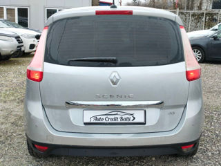 Renault Grand Scenic foto 9