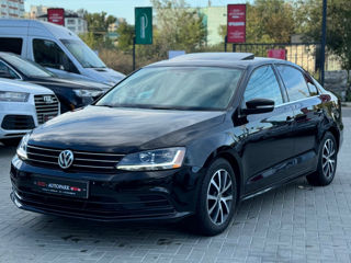 Volkswagen Jetta foto 1