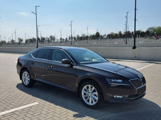 Skoda Superb foto 9