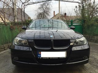 BMW 3 Series foto 2