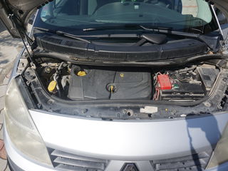 Renault Scenic foto 2