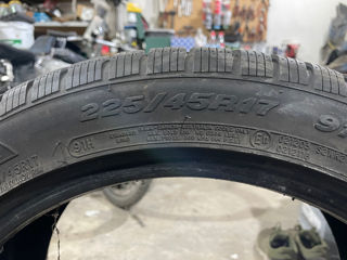 4 Anvelope 225/45R17 foto 3