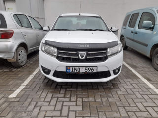 Dacia Logan foto 2