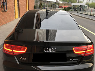 Audi A8 foto 8