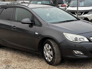 Opel Astra foto 2