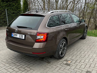 Skoda Octavia foto 2