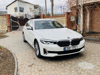 BMW 5 Series foto 2