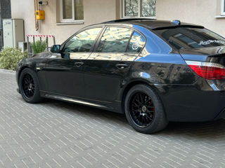 BMW 5 Series foto 5