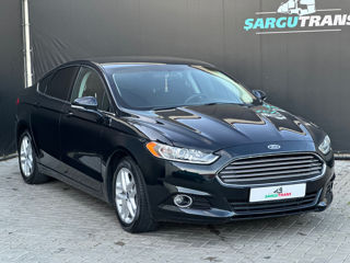 Ford Fusion foto 3