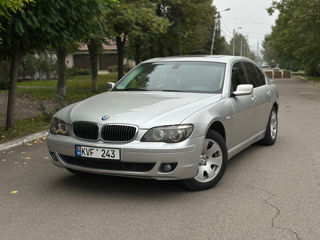 BMW 7 Series foto 3