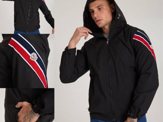 Vesta moncler foto 2