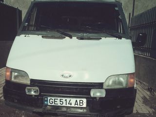 Ford foto 10