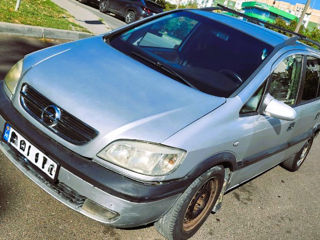 Opel Zafira foto 4