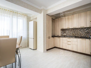 Apartament cu 1 cameră, 50 m², Centru, Chișinău foto 2