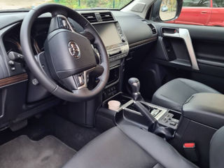 Toyota Land Cruiser Prado foto 5