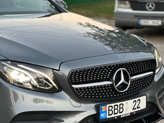 Mercedes E-Class foto 2