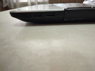Vând laptop Acer + geantă laptop cadou foto 3