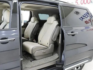 KIA Carnival foto 7