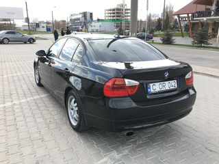 BMW 3 Series foto 4