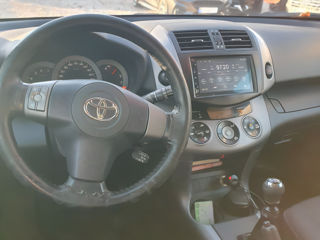 Toyota Rav 4 foto 4