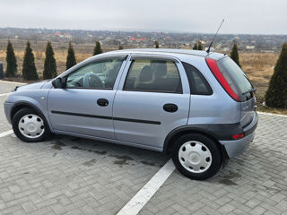 Opel Corsa foto 7