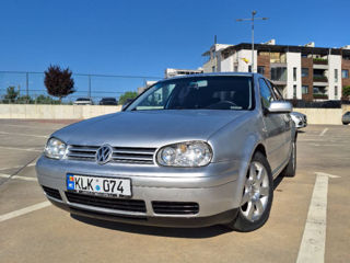 Volkswagen Golf foto 1