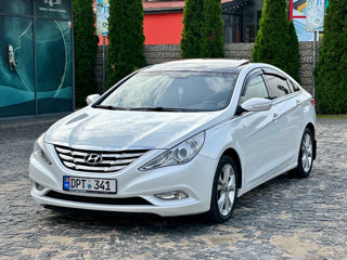 Hyundai Sonata foto 1